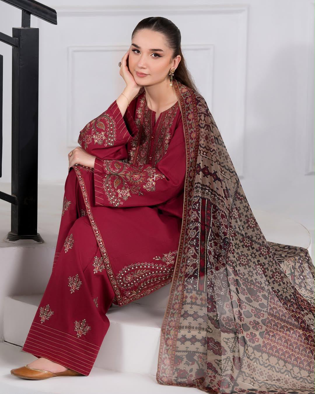 Batik Premium Winter Dhanak Collection 2026/27 | 3PC Luxury Embroidered Suit | NF-424 | Premium Air-Jet Dhanak & Woolen Shawl ✨🥶