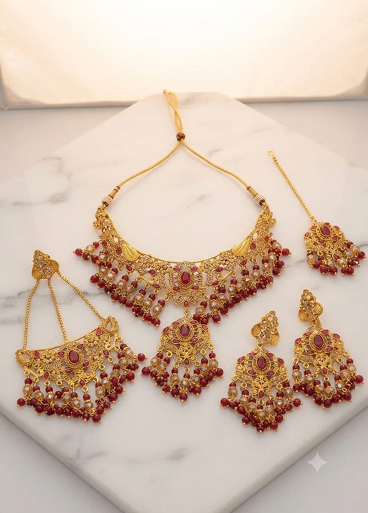 Luxe Antique Gold Bridal Set with Ruby Red Beads – Heavy Choker, Passa & Earring Combo